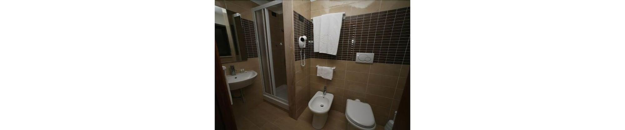 Hotel President Pomezia Esterno foto