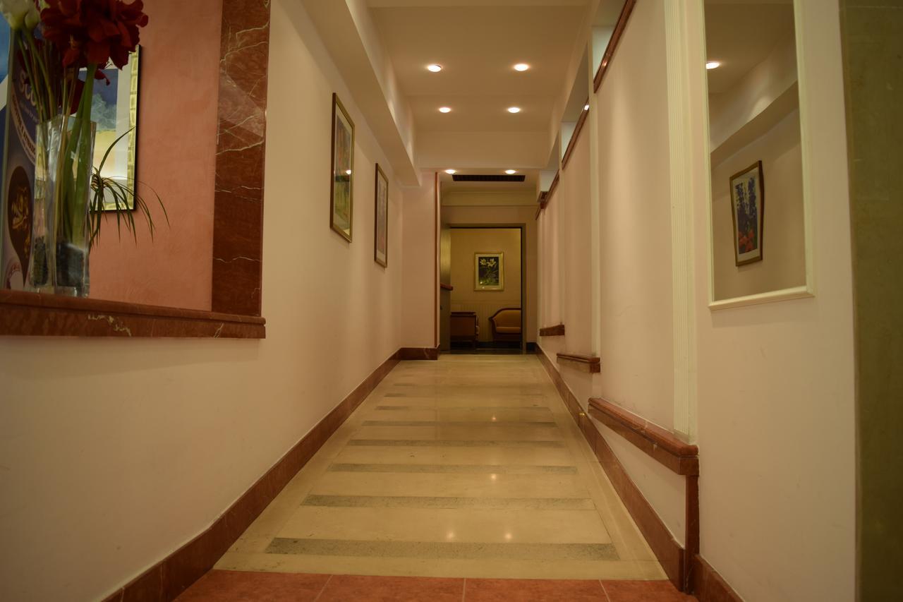 Hotel President Pomezia Esterno foto